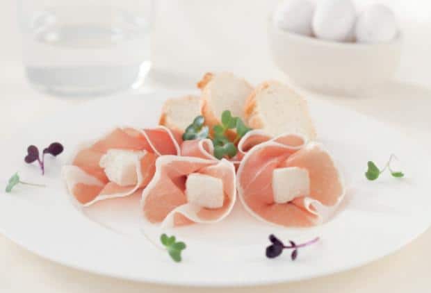 Il piatto di prosciutto e robiola